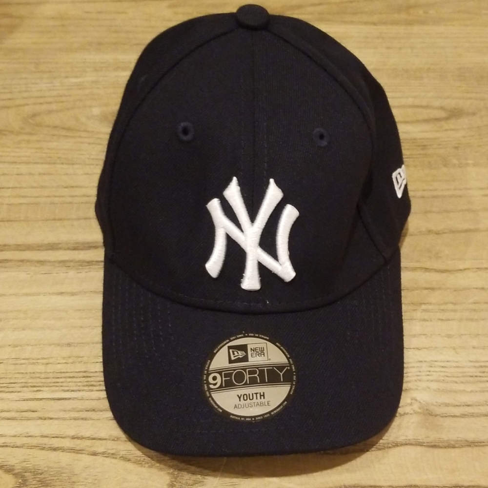 New Era NY Yankees Youth Adjustable Hat